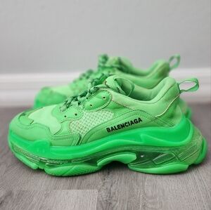 Balenciaga Triple S Size 41 (Usd 8)